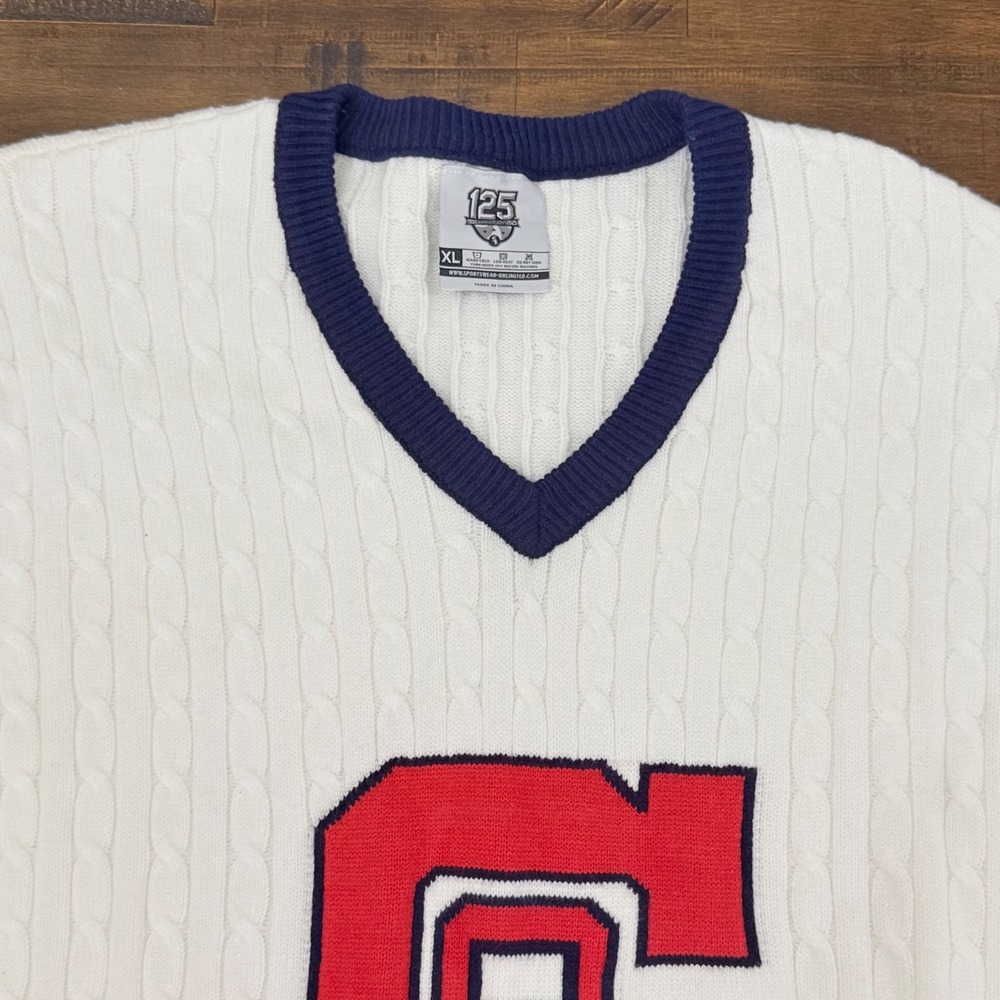 Limited edition Chicago White Sox cable knit varsity v-neck sweater - Picture 3 of 6